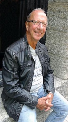 Sangollo, Pierre