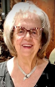 Paré, Claudette