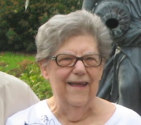 Jacqueline COUILLARD (née Lamarre)