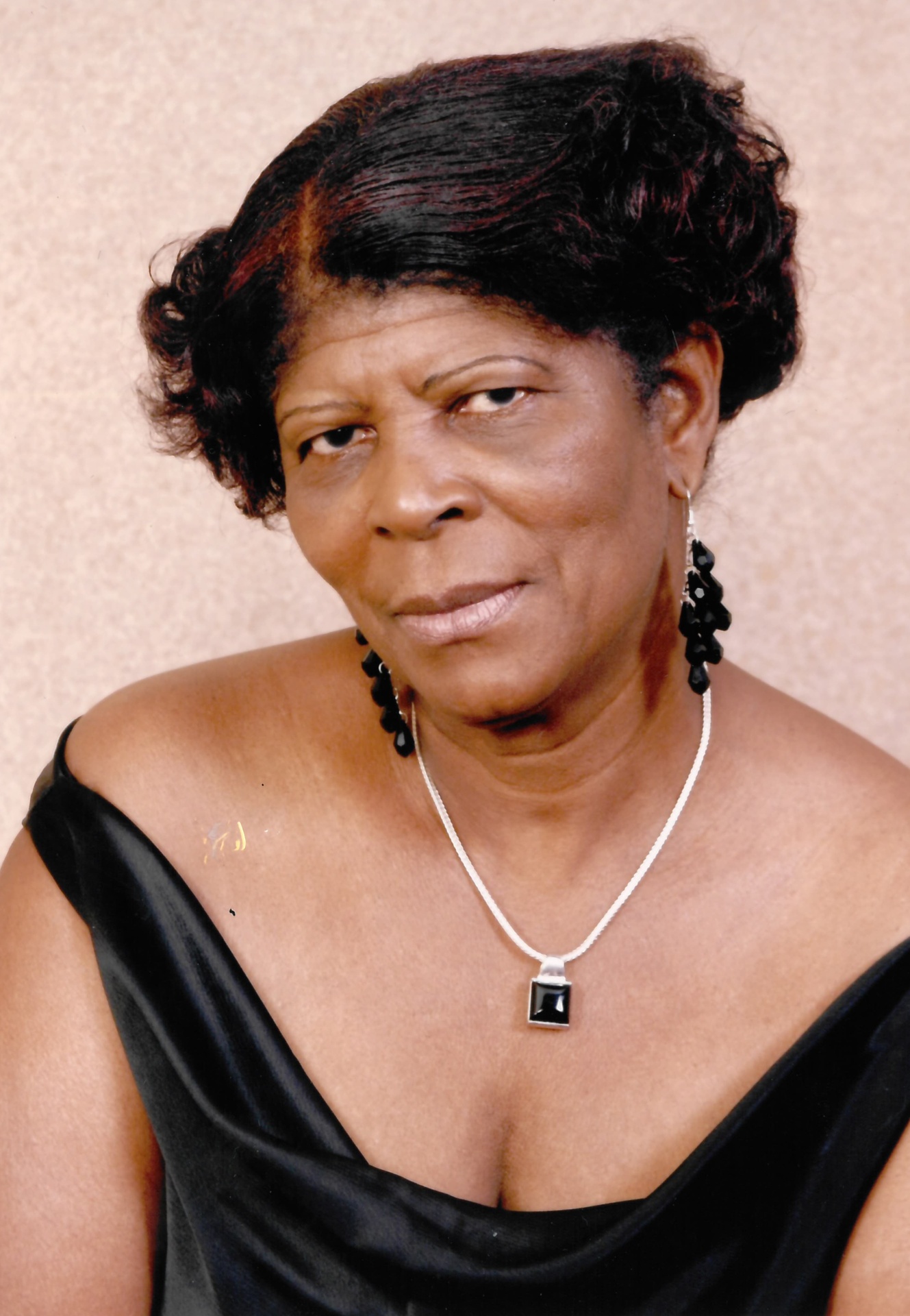 Anna CADET