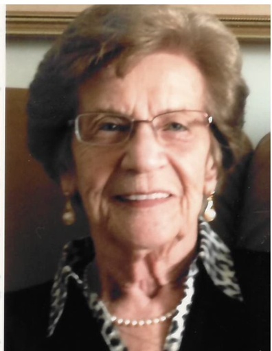 Irène TREMBLAY (née Dumais)