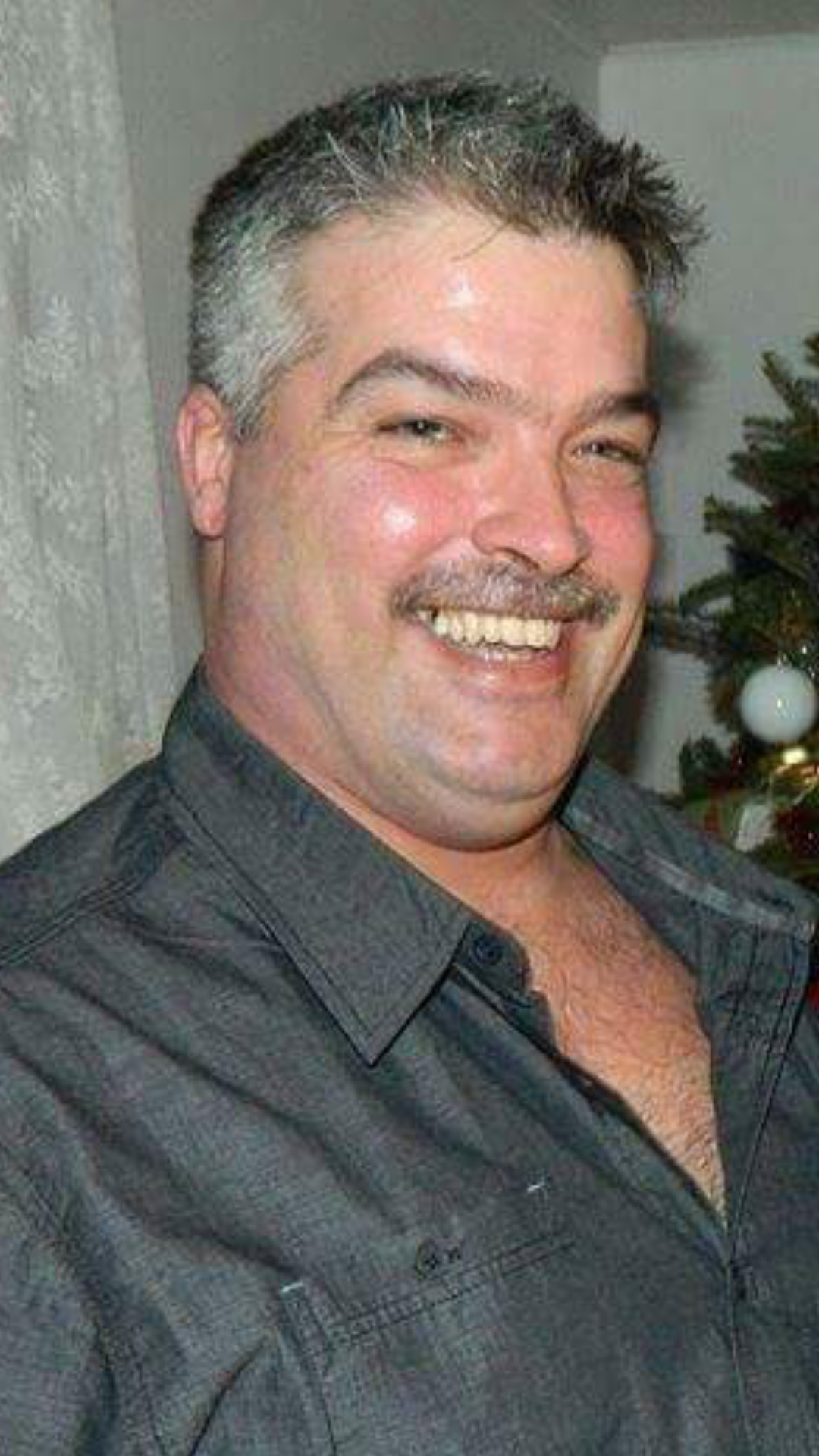 Patrick   ( Tom) LABBÉ
