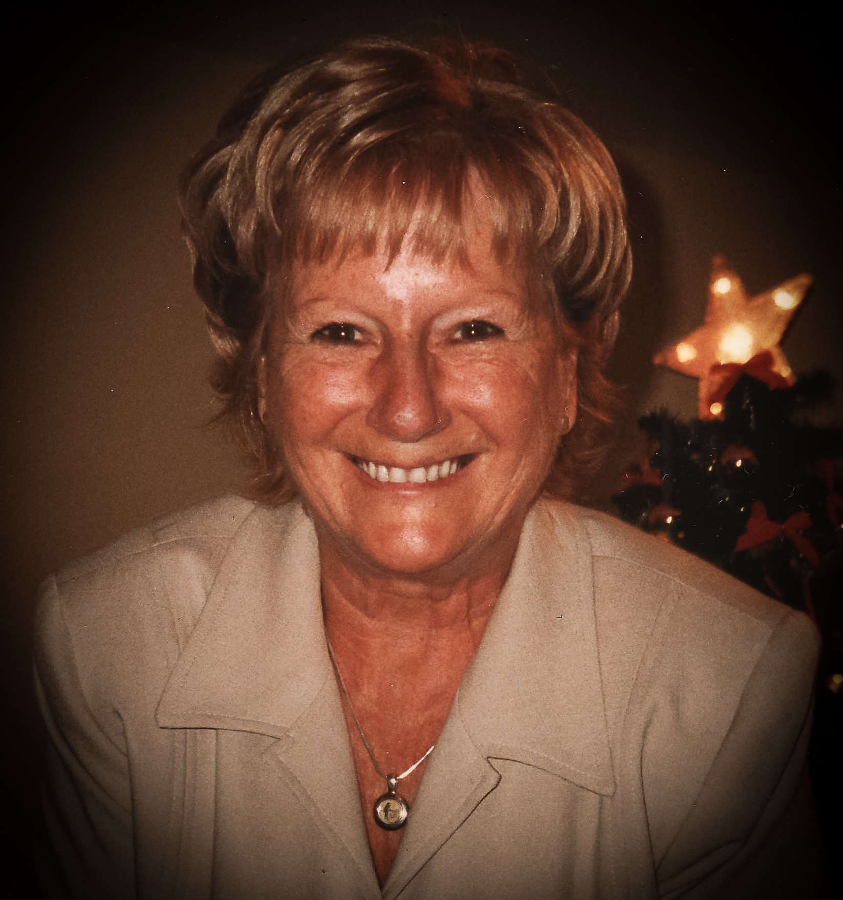 Lucette BRIÈRE