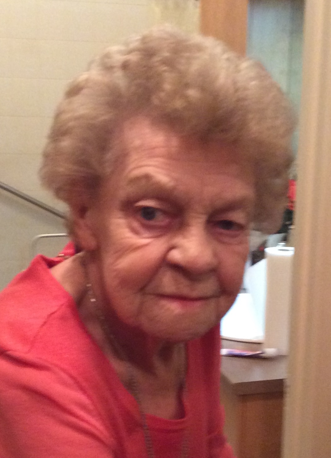 Jeannine ST-ONGE