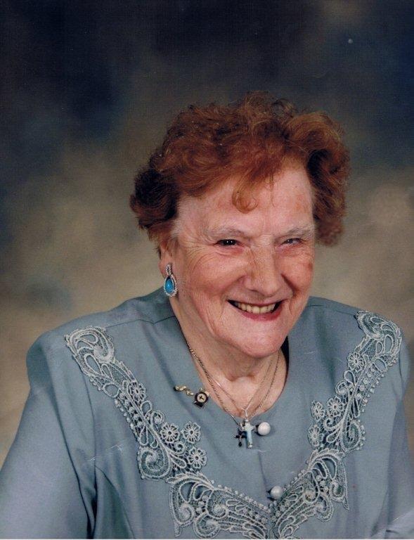 Irene MCMULLEN (Née Saunders)