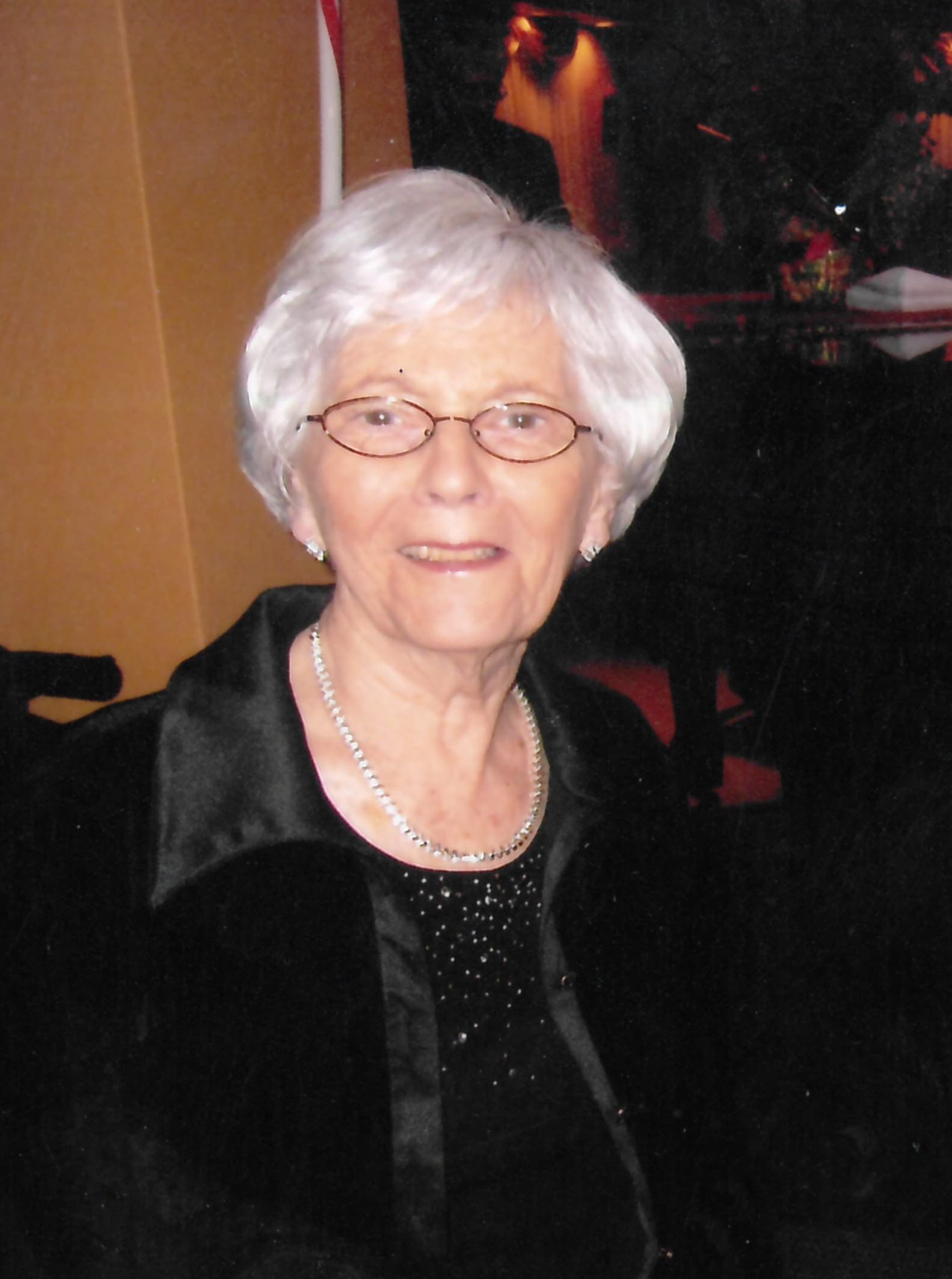 Jacqueline CARON
