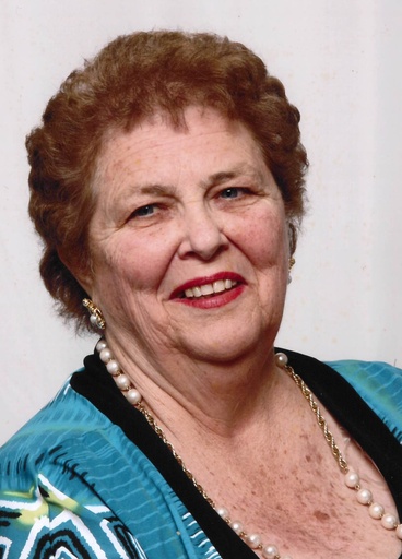 Claire LÉVIS
