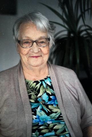 Jeannette Châteauneuf