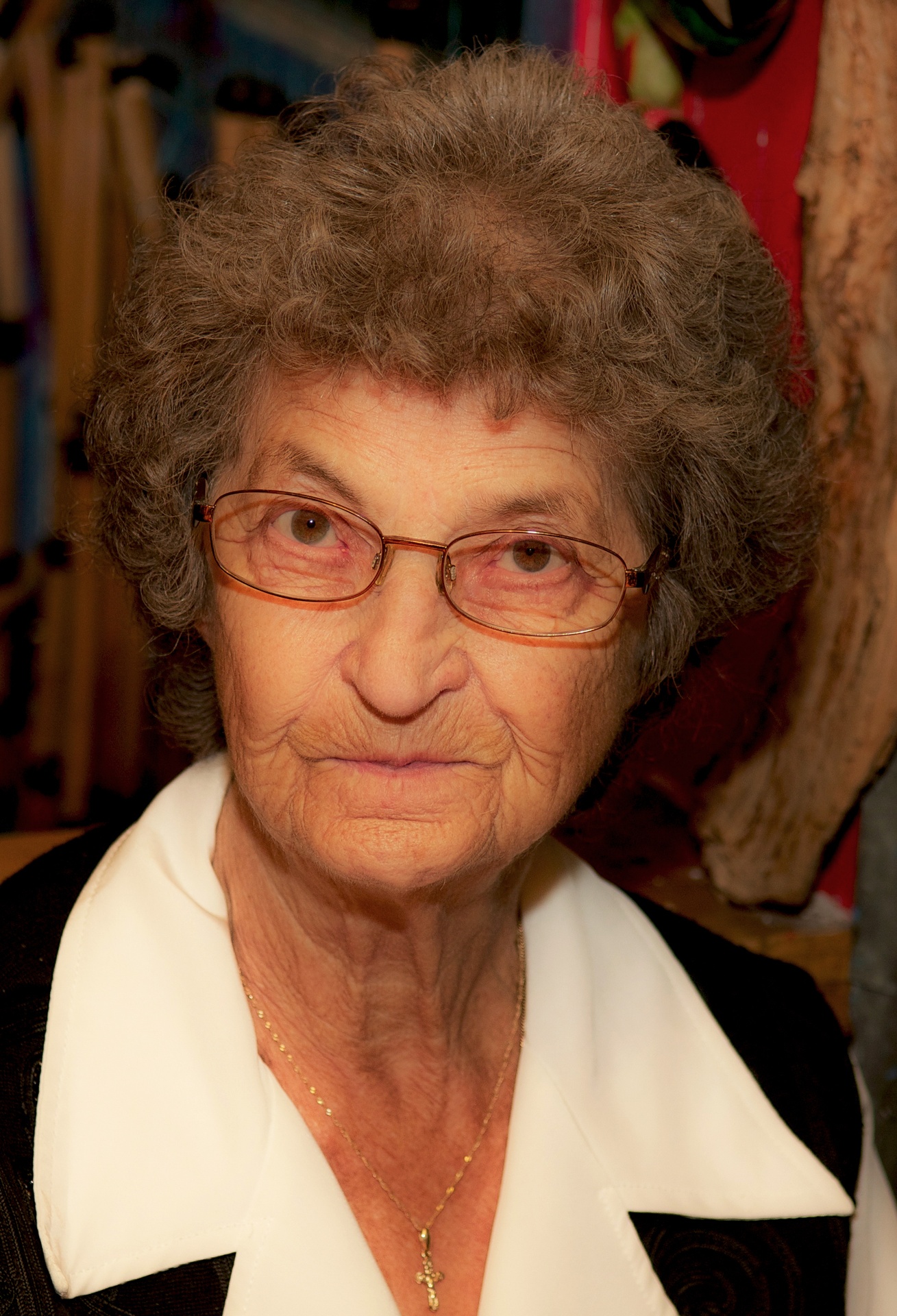 Lucienne DESROSIERS
