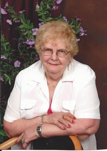 Victoria RACICOT (née Pratte)