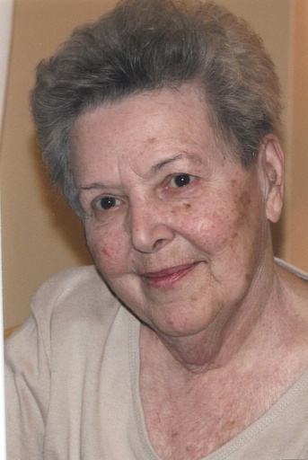 Gisèle BENOÎT, (née Rondeau)