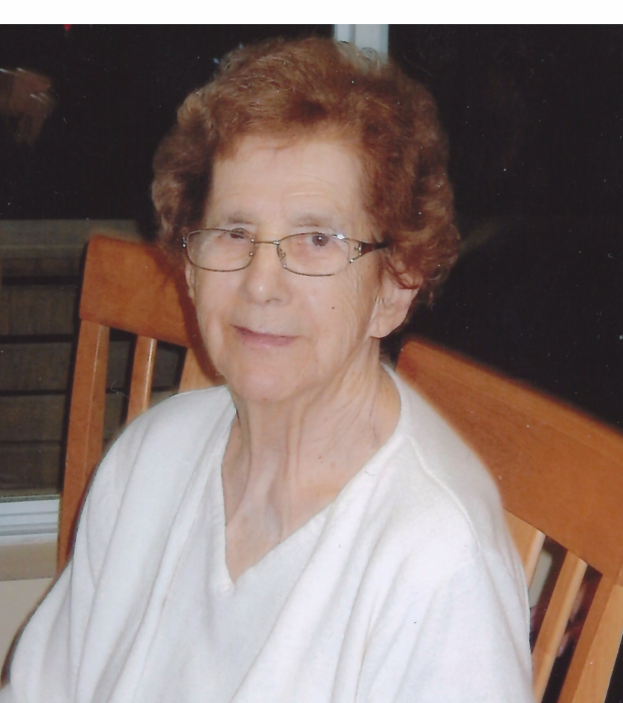 Jeannine Bouthillier (née Senécal)