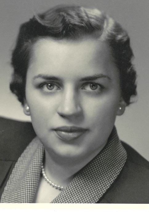 Colette Gagnon (née Perron)