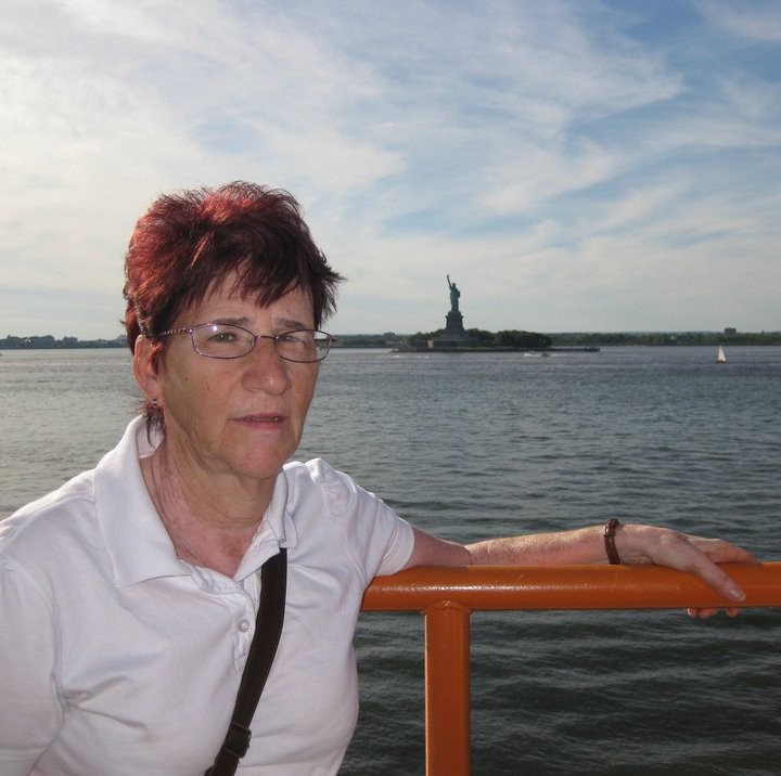 Paulette SIMARD