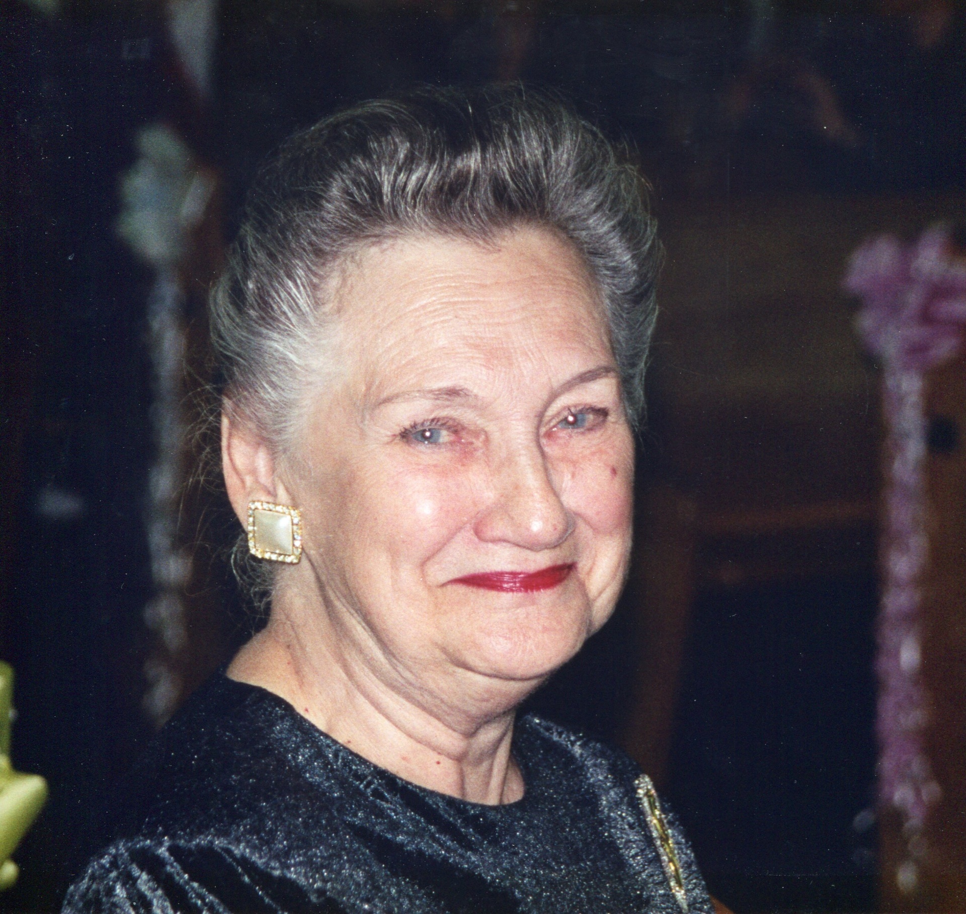 Monique FAY