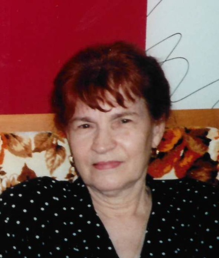 Anna Moquin (Benoit)