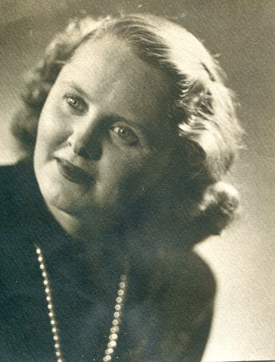 Monique SAINT-HILAIRE