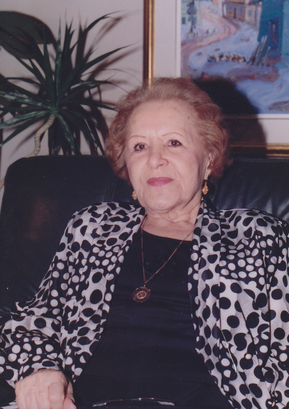 Yvette DESGROSEILLIERS