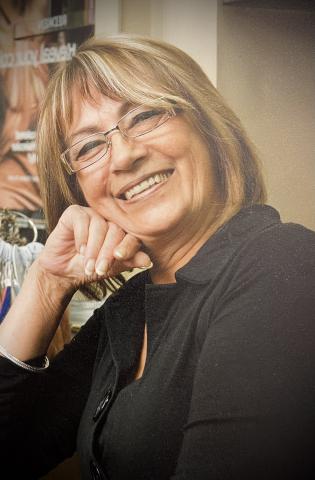 Anita Léonard