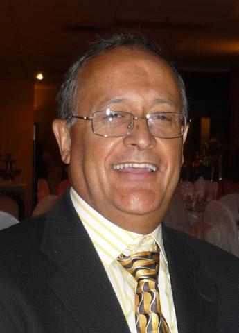 Oscar Linares