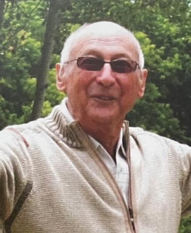 André Desautels