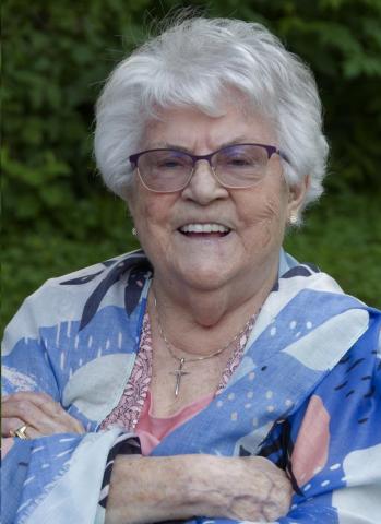 Jeannine Hénault