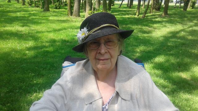 Jeannine Deslongchamps