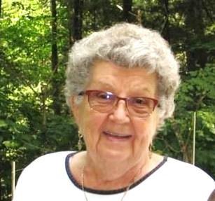 Jeannette Paquette Dit Lavallée