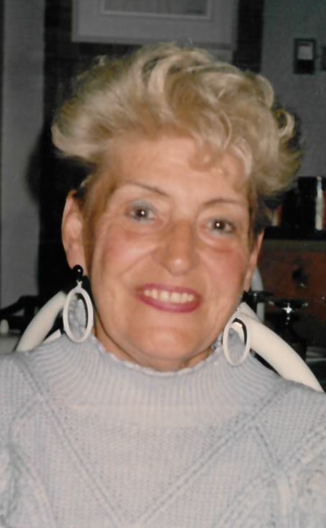 Madeleine De Grandpré (née Couturier)