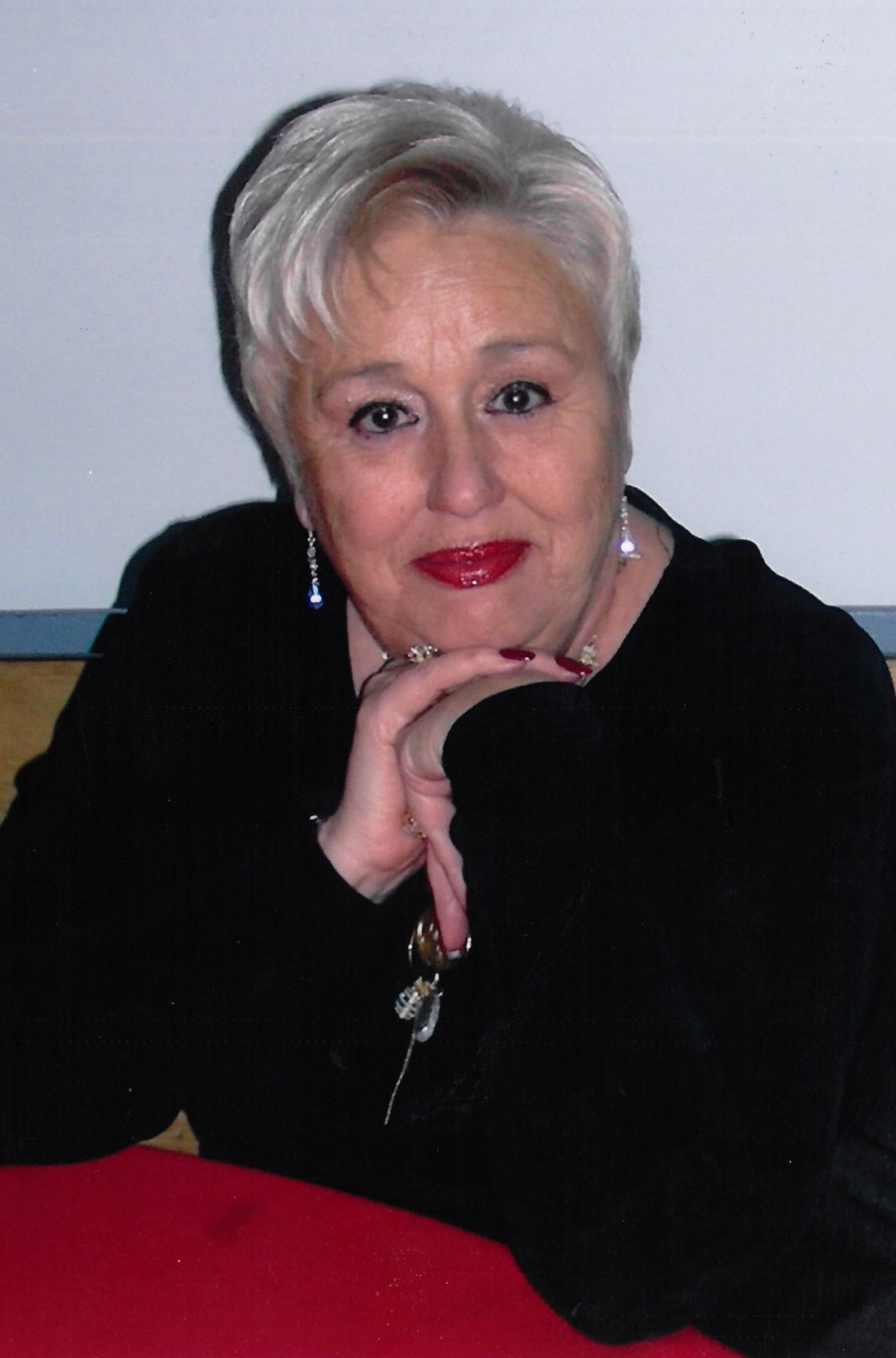 Suzanne Girard
